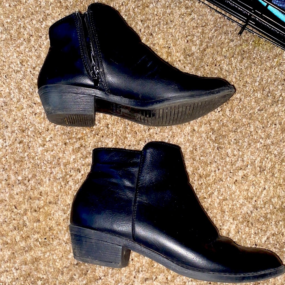Ankle boots